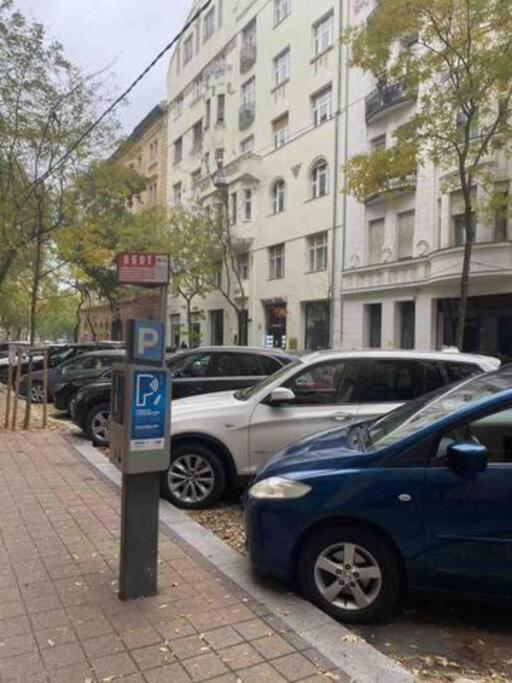 A13 Parliament Sunflower Cozy Apartment Βουδαπέστη Εξωτερικό φωτογραφία