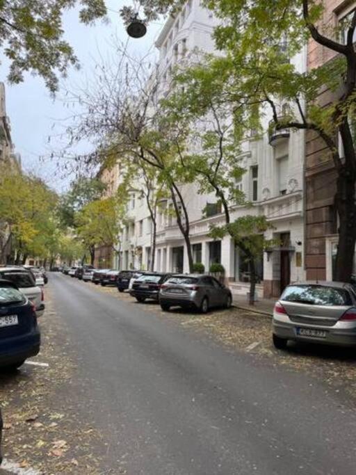 A13 Parliament Sunflower Cozy Apartment Βουδαπέστη Εξωτερικό φωτογραφία