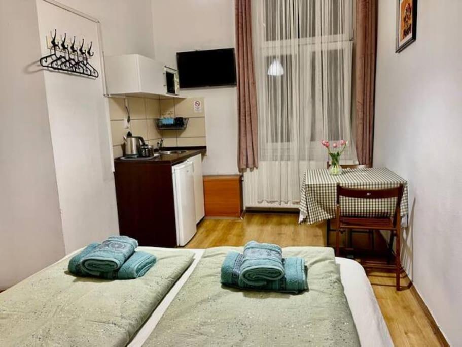 A13 Parliament Sunflower Cozy Apartment Βουδαπέστη Εξωτερικό φωτογραφία